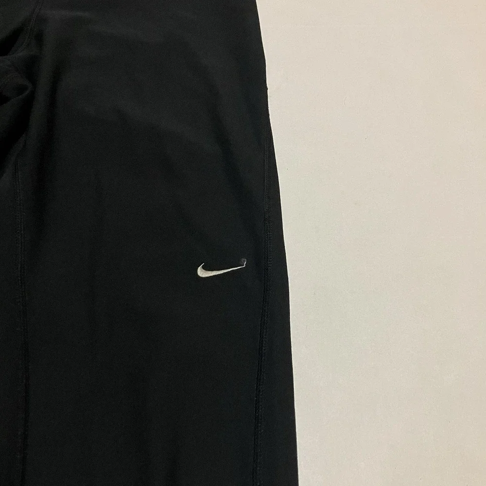 Nike Dri-Fit Womens Size Medium Gray Black Running Stretch‎ Legging Zipper Cuff
